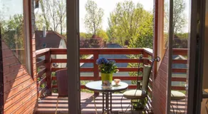 Sunshine Apartment Velence - Image 3