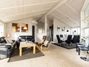 10 person holiday home in Rudkøbing-By Traum - Image 3