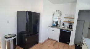 Gaga House - Image 3