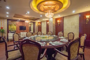 Lawei International Hotel Potala Palace - Image 3