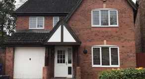 4 Bedroom House Near Manchester Airport, Wythenshawe Hospital and Trafford Centre - Image 4