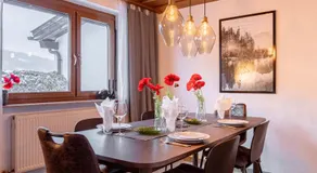 Neu saniertes Ferienhaus mit großem Garten - Image 2