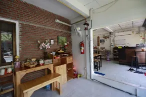 D House Hostel - Image 2
