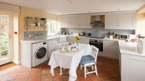 Saratoga Cottage - Image 4