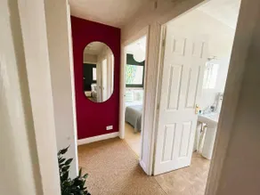 ELY House with FREE private parking - Image 5