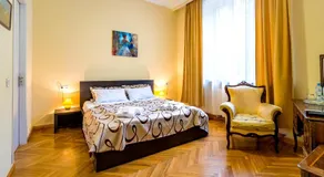 V Park Hotel - Image 2
