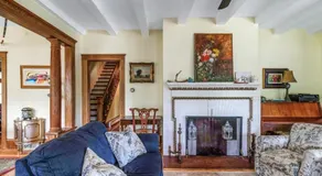 Mountain View Victorian with Convenient Location and Lots of Space tp Play farmhouse - Image 2