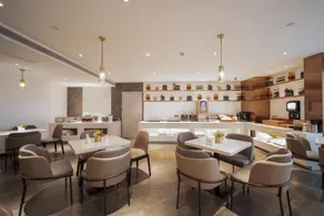 Home Inn Plus Hotel (Liaocheng Wanda Plaza Dongchanghu Branch) - Image 3