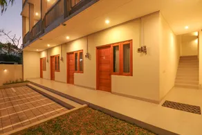 OYO 1200 Kencana Residence - Image 2