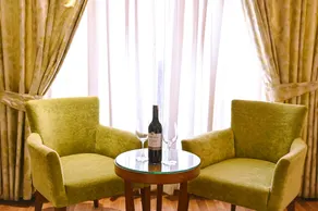 Foxoso Misty Oaks - Hotel & Resort - Image 2