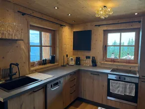 Panoramic hut in the ski area - Image 5