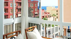 Cozy apartment near the sea with private parking - Image 4
