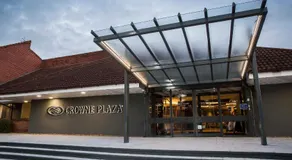 Crowne Plaza Basingstoke by IHG - Image 4