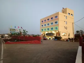 Hotel Shriji Resorts - Image 5