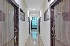 SPOT ON 84765 Poornima Inn - Image 4