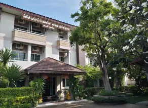 The Aree Grand Apartment - Image 4