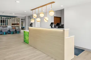 Comfort Suites Sanford - Image 5
