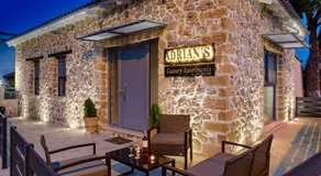 ADRIAN'S LUXURY APARTMENTS 1 - Image 3