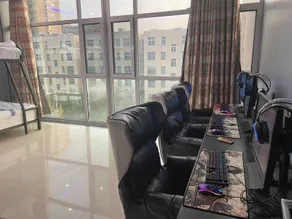 Zebra Select Audio-Visual E-sports Hotel (Linshu Commercial Pedestrian Street Branch) - Image 4