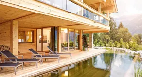 AlpenLuxus presents SportLodge' GOLF SUITE Natural Pool Whirlpool & Sauna - Image 3