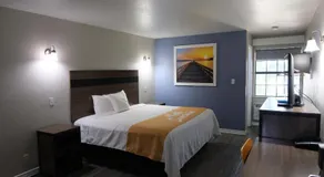 La Villita Inn - Image 2