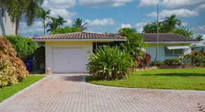 Waterfront Oasis on Intracoastal with Pool - Just Renovated - Image 5