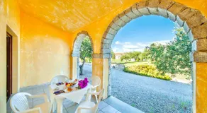 Residence with swimming-pool in Badesi, apartments with private outdoor area - Image 2