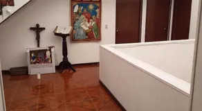 Habitación con baño privado cerca al aeropuerto - Image 5