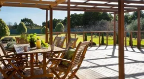 Musk Vale Villa - dog friendly, 5 mins to town - Image 3