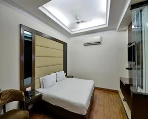 Hotel Metro 35 - Image 2