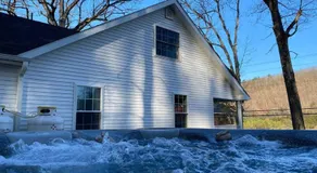 Cozy Cottage, Hot Tub, Fire Pit, 15min to Hudson and hiking - Image 5
