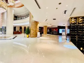 Emperor International Hotel - Image 5