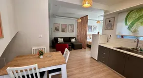 Καλαίσθητο Ηλιόλουστο Studio - Image 4