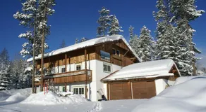 Alpenglow Bed and Breakfast - Image 2