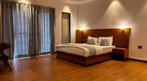 Serene Forest Resort - Image 2