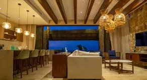 Residencia Las Olas en San Benito lujo en todo su esplendor. - Image 2
