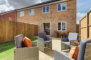 Marriott House sleeps 5 in Bourne with parking - Image 4