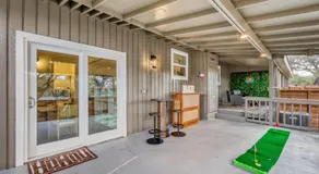 Cozy Texas Ranch - Firepit plus Large Backyard - Image 5