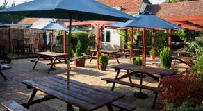 The Pelican Inn - Image 2