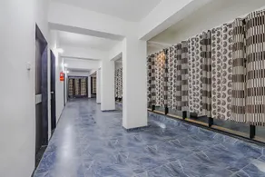 OYO 77910 Hotel Devanshi - Image 2