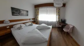 Landhaus Weingut - Image 2
