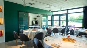Appart'Hôtel Piscine Montaigu - Image 2