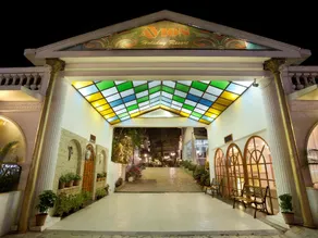 Avion Holiday Resort - Image 3