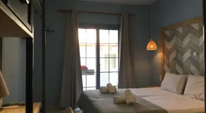 Hotel Sweet Home - Image 2