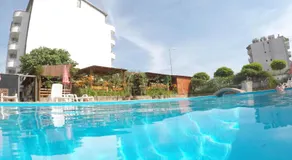 Alba Family Club Hotel - Image 3