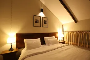 Baanrongmai Canal Front Homestay - Image 2