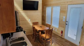 073 Tiny Home nr Grand Canyon South Rim Sleeps 8 - Image 4