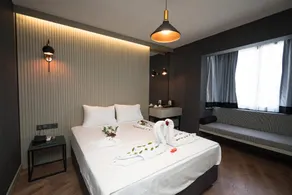 Basel Hotel - Image 2