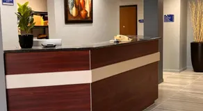 BlissPoint Inn & Suites, Northwood - Image 3