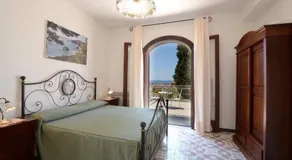 Il Paradiso Di Hyele - Image 2